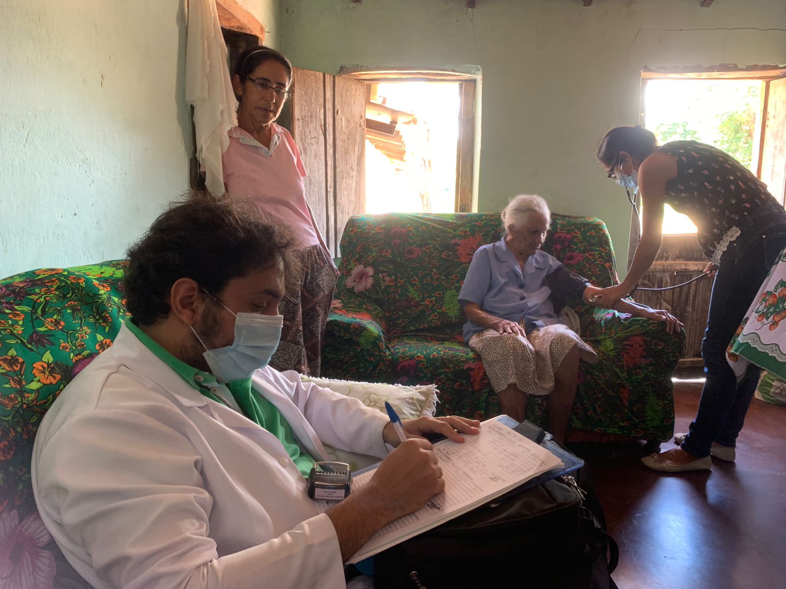 Atendimento domiciliar Santo Antônio