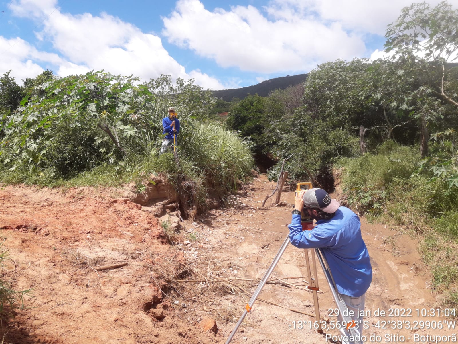 projetos e um estudo topográfico